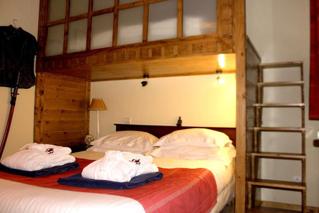 Hotel Et Chalet Au Coin Du Feu Chilly Powder Morzine Exterior foto